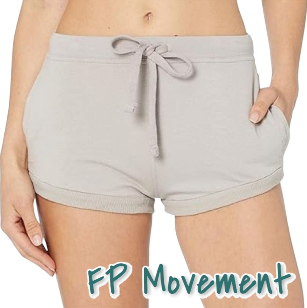 NEW FP Movement Where The Wind Blows Shorts In Cashmere Size Small